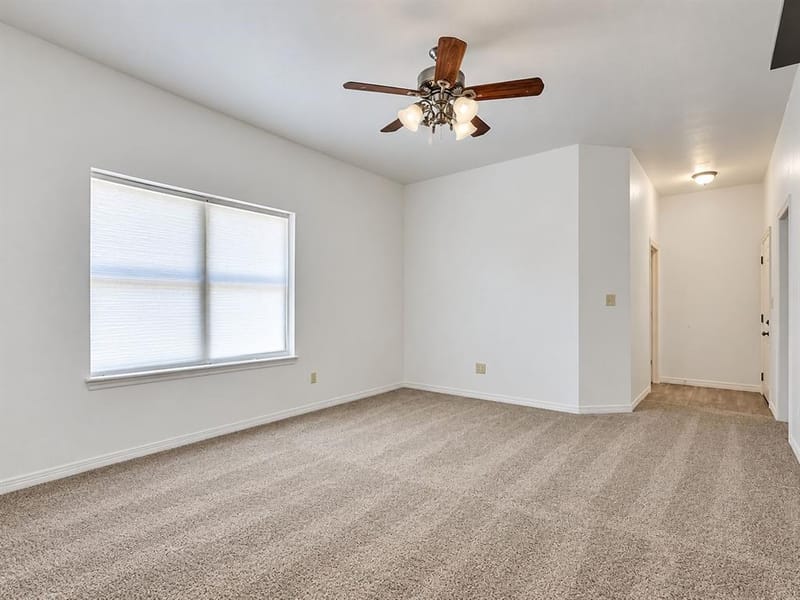 618 E Woodard Street, Denison TX 75021 - Photo 3