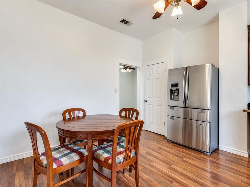 618 E Woodard Street, Denison TX 75021 - Photo 9