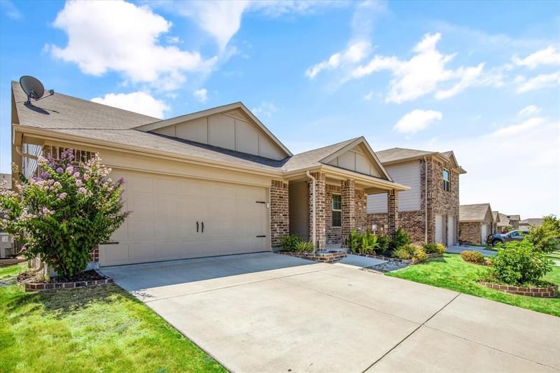 2929 Spotted Fawn Drive, Fort Worth TX 76108 - Photo 6