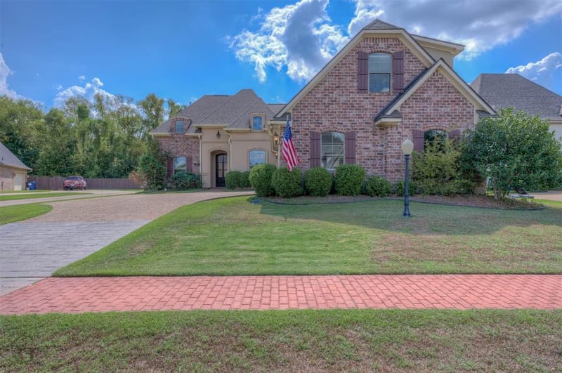 746 Dumaine Drive, Bossier City LA 71111