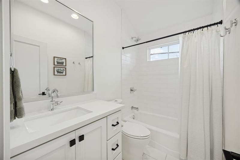 8600 Forest Hills Boulevard, Dallas TX 75218 - Photo 22