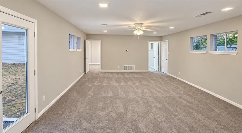 1549 Murray Drive, Garland TX 75042 - Photo 13
