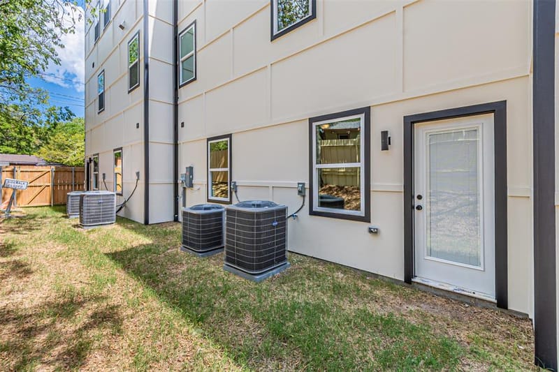 2376 Longhorn Street # C, Dallas TX 75228 - Photo 35