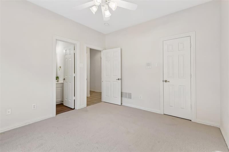 902 Glen Meadow Court, Garland TX 75044 - Photo 32