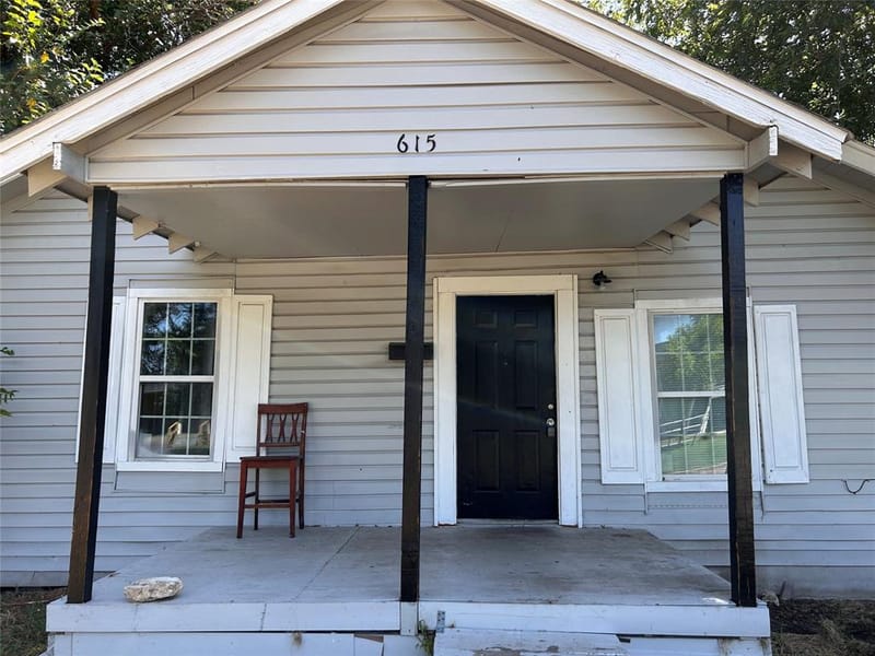 615 S Throckmorton Street, Sherman TX 75090 - Photo 7