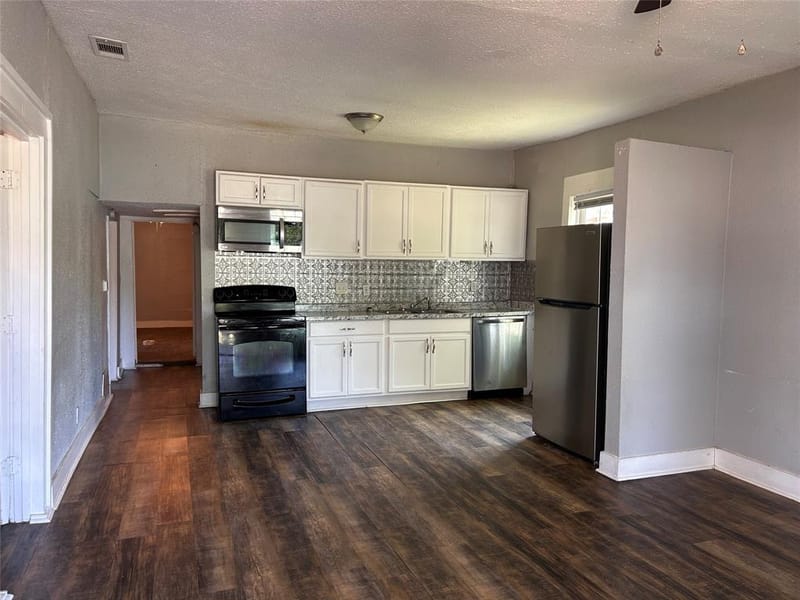 615 S Throckmorton Street, Sherman TX 75090