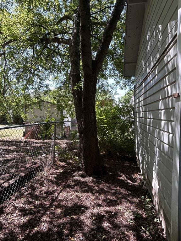 615 S Throckmorton Street, Sherman TX 75090 - Photo 24