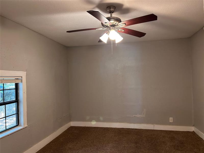615 S Throckmorton Street, Sherman TX 75090 - Photo 18