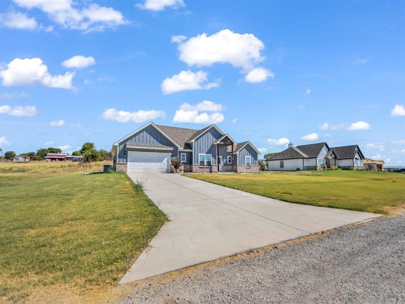 1017 Don Eve Court, Azle TX 76020 - Photo 7