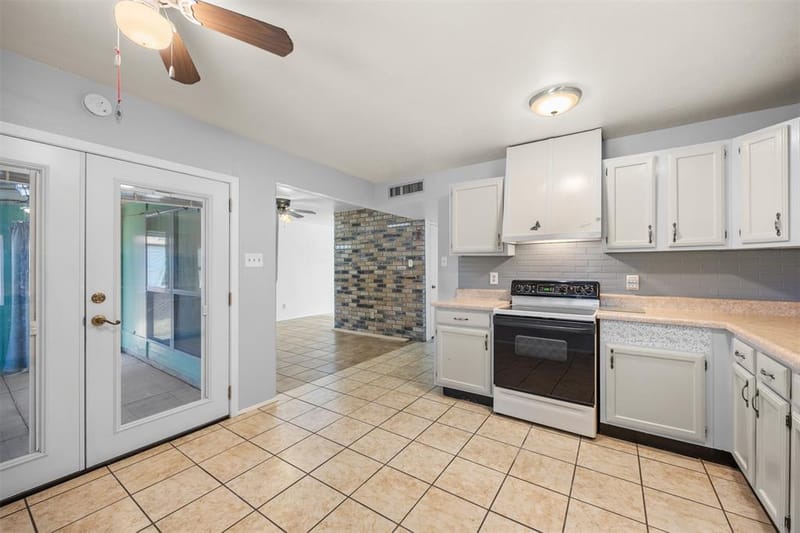 8817 Millwood Drive, Rowlett TX 75088 - Photo 11
