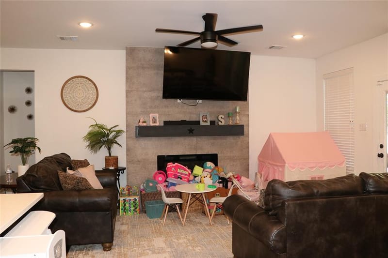 803 Netherland Drive, Seagoville TX 75159 - Photo 5