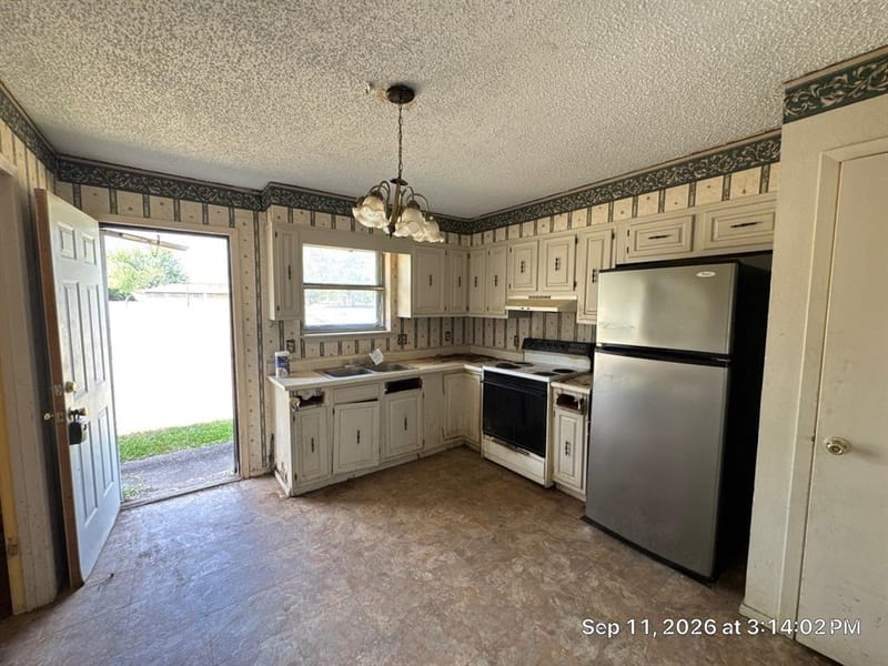 741 Calvert Street, Sulphur Springs TX 75482 - Photo 5