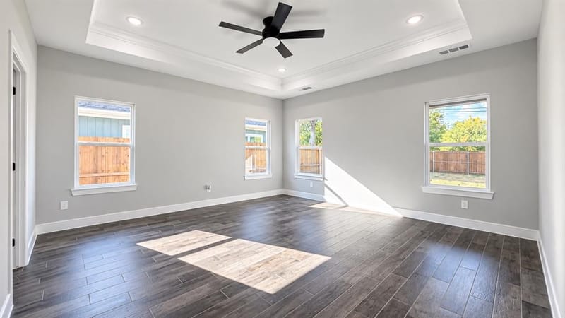 302 W Pine Street, Whitewright TX 75491 - Photo 26