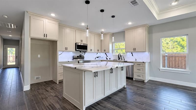 302 W Pine Street, Whitewright TX 75491 - Photo 7