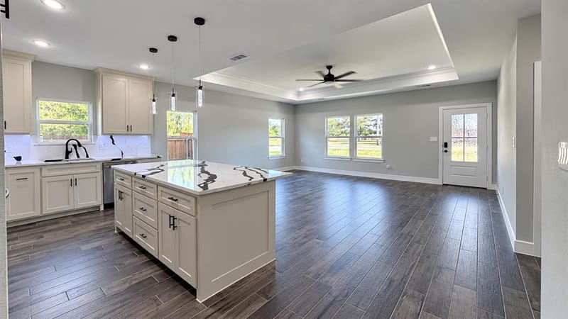 302 W Pine Street, Whitewright TX 75491 - Photo 5