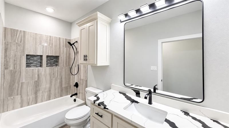 302 W Pine Street, Whitewright TX 75491 - Photo 24