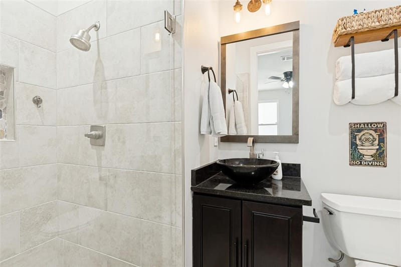 4060 Spring Valley Road # 101, Farmers Branch TX 75244 - Photo 13
