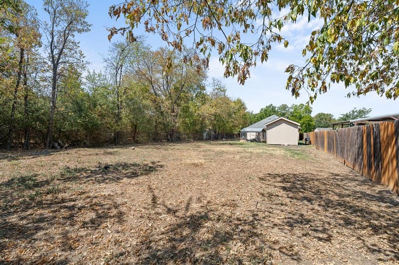 1201 S Sargent Street, Fort Worth TX 76105 - Photo 13