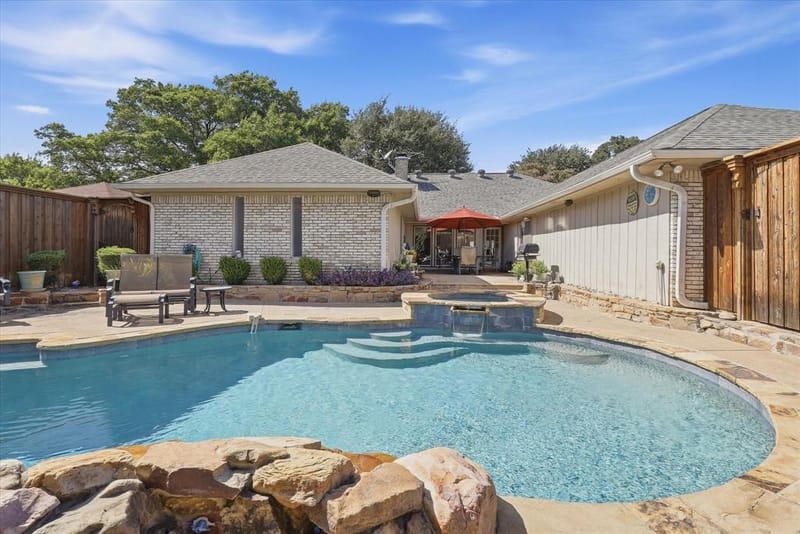 15922 Windy Meadow Drive, Dallas TX 75248 - Photo 38