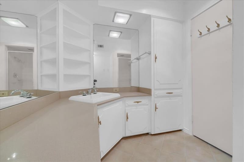 6234 Bandera Avenue # C, Dallas TX 75225 - Photo 11