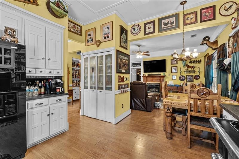 707 N Magnolia Avenue, Hubbard TX 76648 - Photo 17