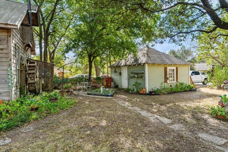 707 N Magnolia Avenue, Hubbard TX 76648 - Photo 26