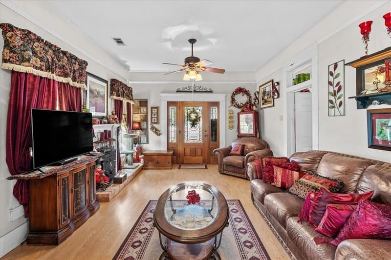 707 N Magnolia Avenue, Hubbard TX 76648 - Photo 8