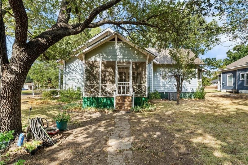 707 N Magnolia Avenue, Hubbard TX 76648 - Photo 25