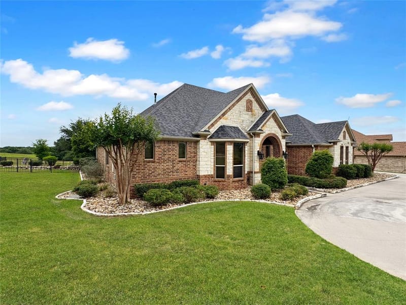 6509 Ladybank Court W, Cleburne TX 76033 - Photo 6