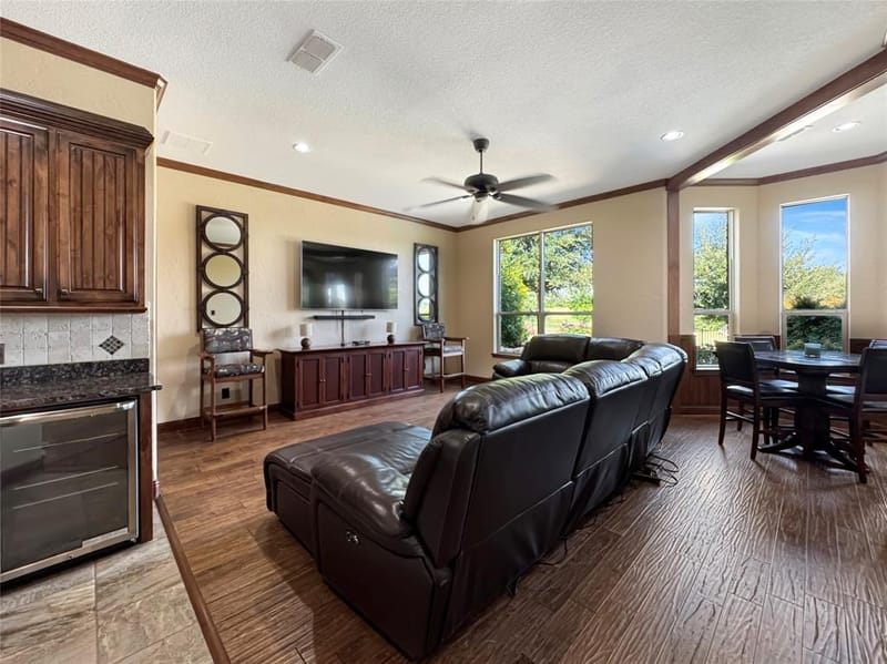 6509 Ladybank Court W, Cleburne TX 76033 - Photo 9