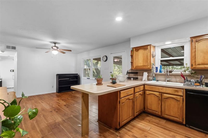 14429 Dennis Lane, Farmers Branch TX 75234 - Photo 11