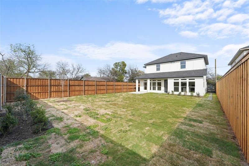 703 Buckalew Street, Dallas TX 75208 - Photo 36
