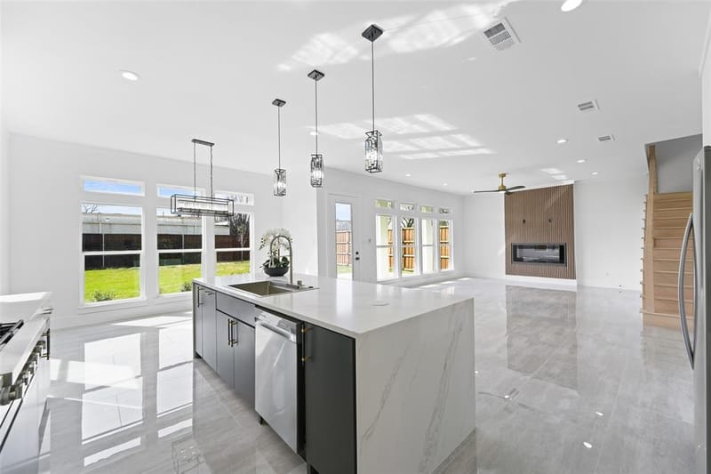 703 Buckalew Street, Dallas TX 75208 - Photo 15