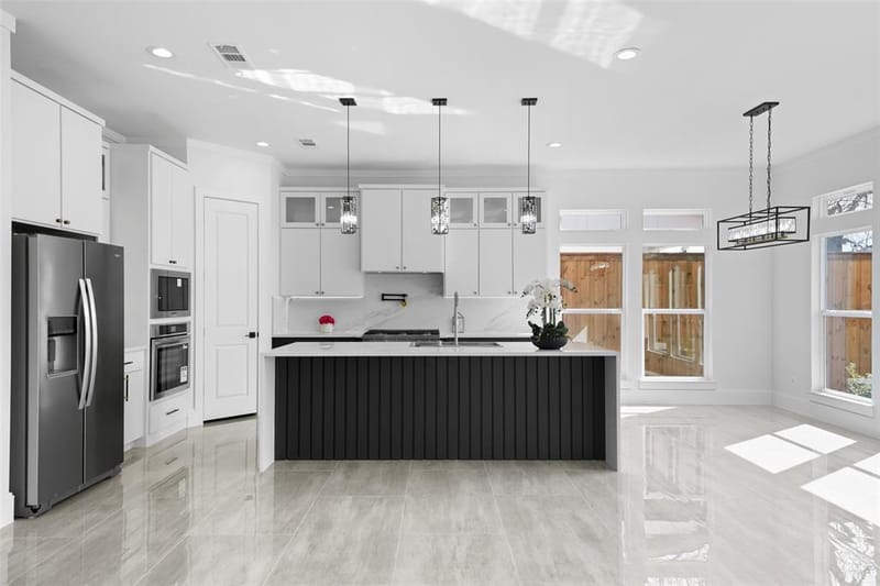 703 Buckalew Street, Dallas TX 75208 - Photo 11
