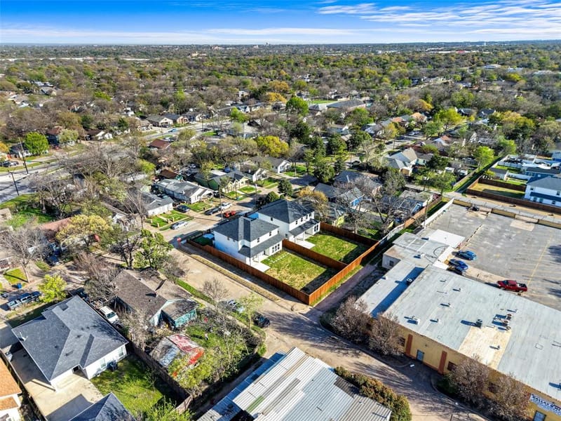 703 Buckalew Street, Dallas TX 75208 - Photo 39