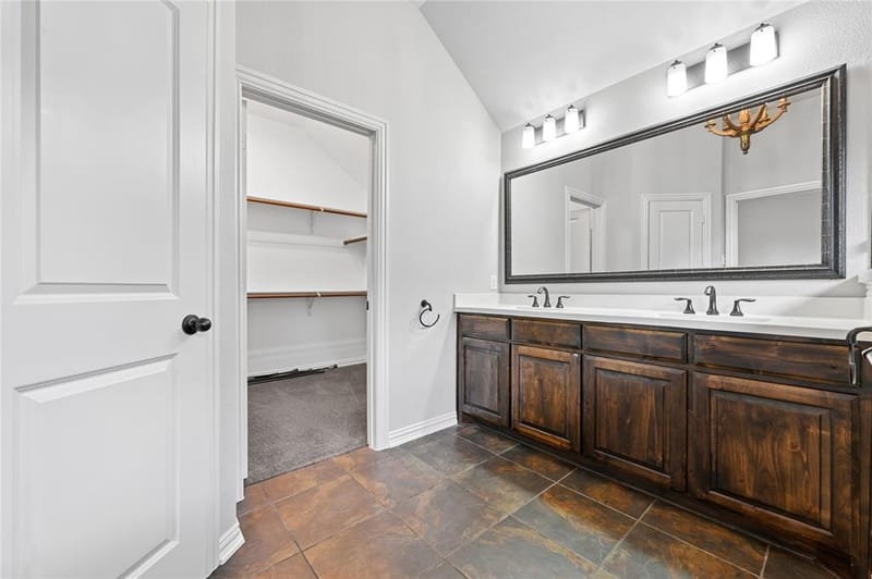 6918 Belteau Lane, Dallas TX 75227 - Photo 13