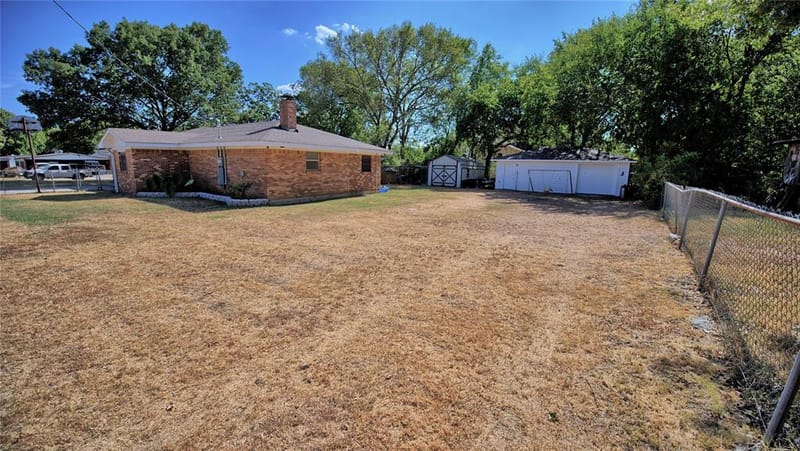 105 E Pecan Street, Saint Jo TX 76265 - Photo 28