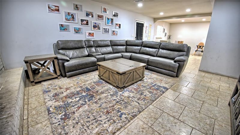 105 E Pecan Street, Saint Jo TX 76265 - Photo 5