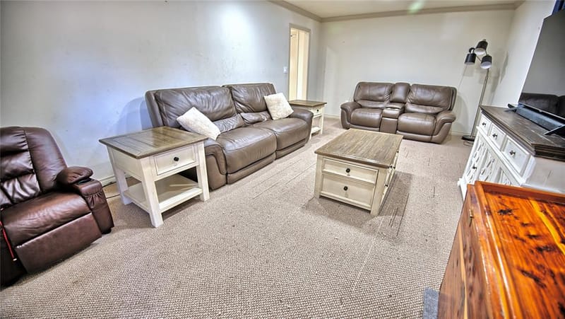 105 E Pecan Street, Saint Jo TX 76265 - Photo 9