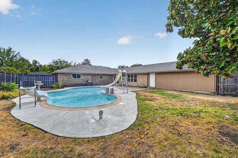 215 Roma Drive, Duncanville TX 75116 - Photo 27