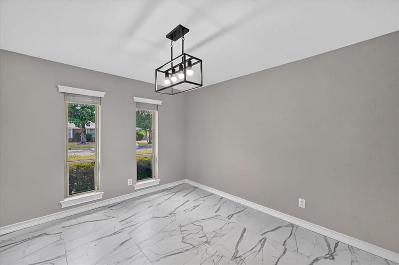 215 Roma Drive, Duncanville TX 75116 - Photo 10
