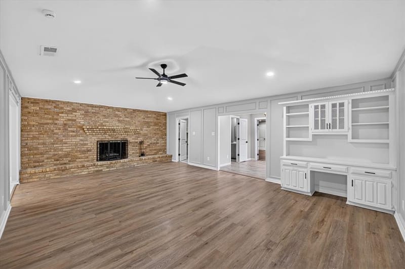 215 Roma Drive, Duncanville TX 75116 - Photo 4