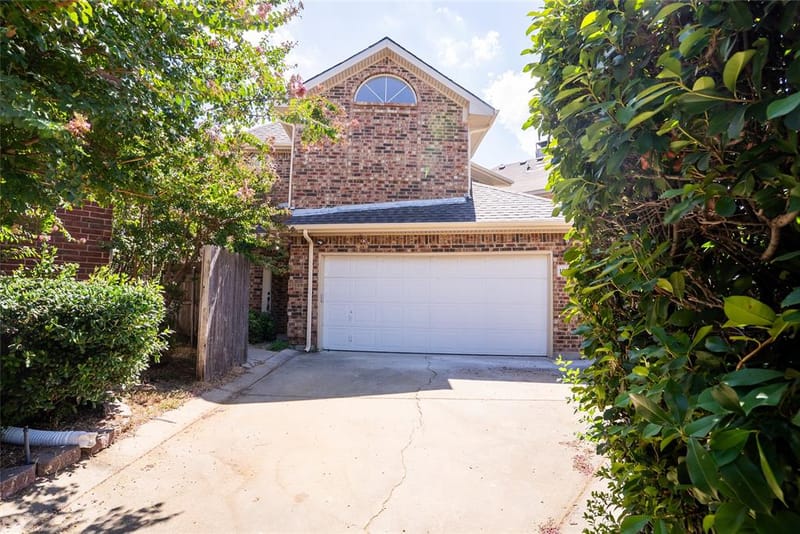 18942 Ravenglen Court, Dallas TX 75287 - Photo 2