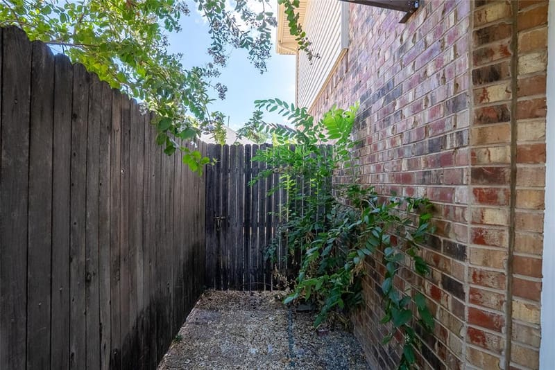 18942 Ravenglen Court, Dallas TX 75287 - Photo 38