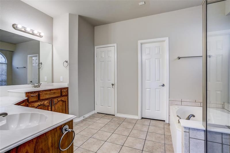 8406 Royal Montreal Drive, Rowlett TX 75089 - Photo 6