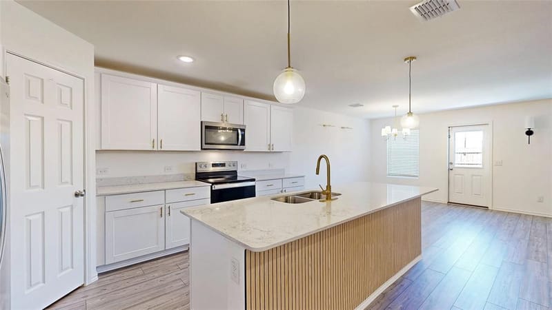 4536 Benham Drive, Fort Worth TX 76036 - Photo 10