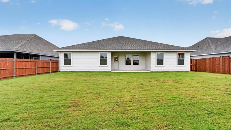4213 CORNERSTONE Circle, Granbury TX 76048 - Photo 19