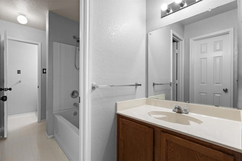 8005 York Beach Place, Arlington TX 76002 - Photo 23
