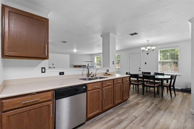 8005 York Beach Place, Arlington TX 76002 - Photo 7