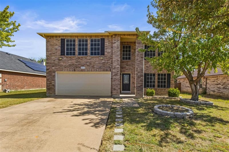 8005 York Beach Place, Arlington TX 76002